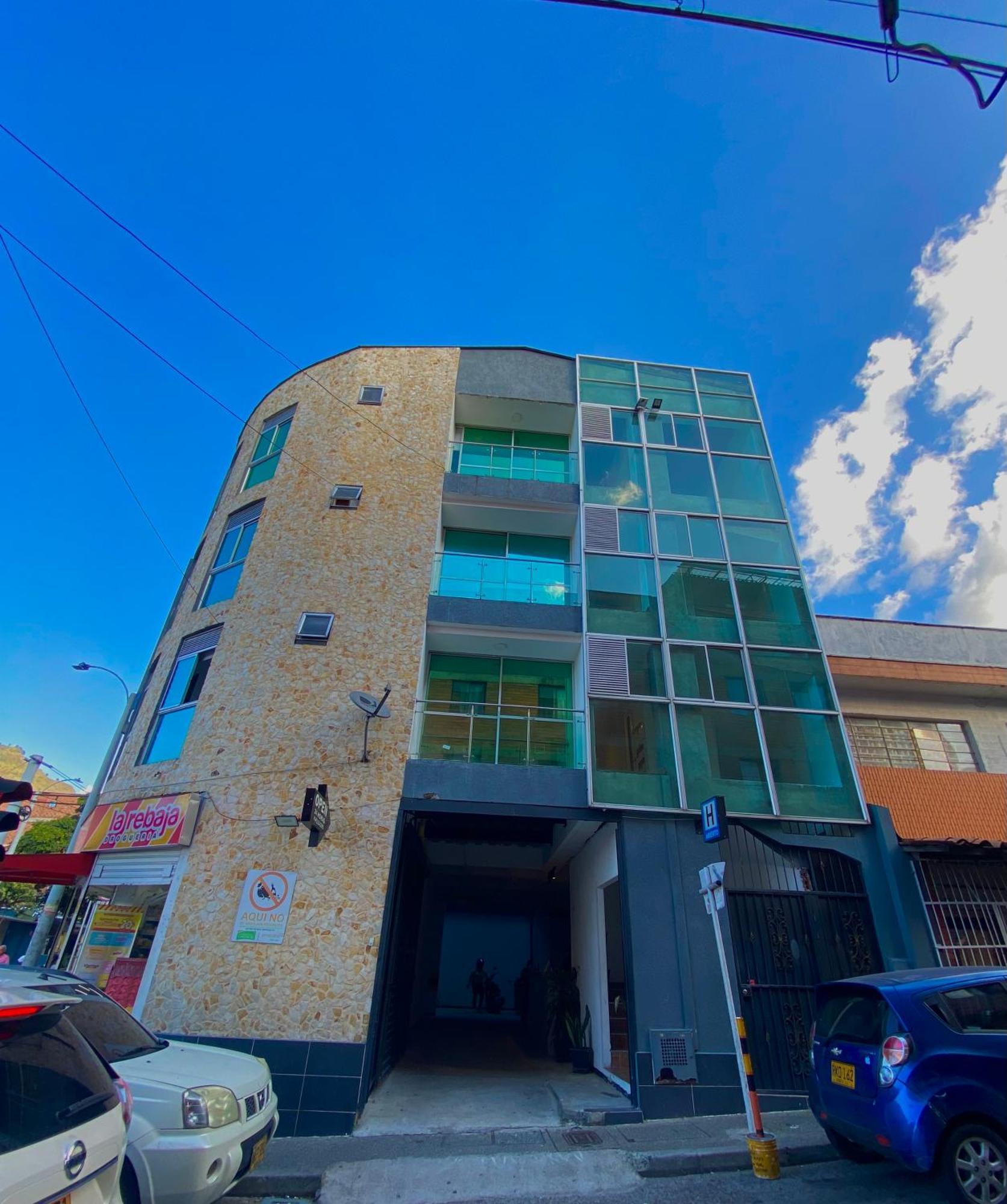 Hotel Buenos Aires Central เมเดยิน ภายนอก รูปภาพ