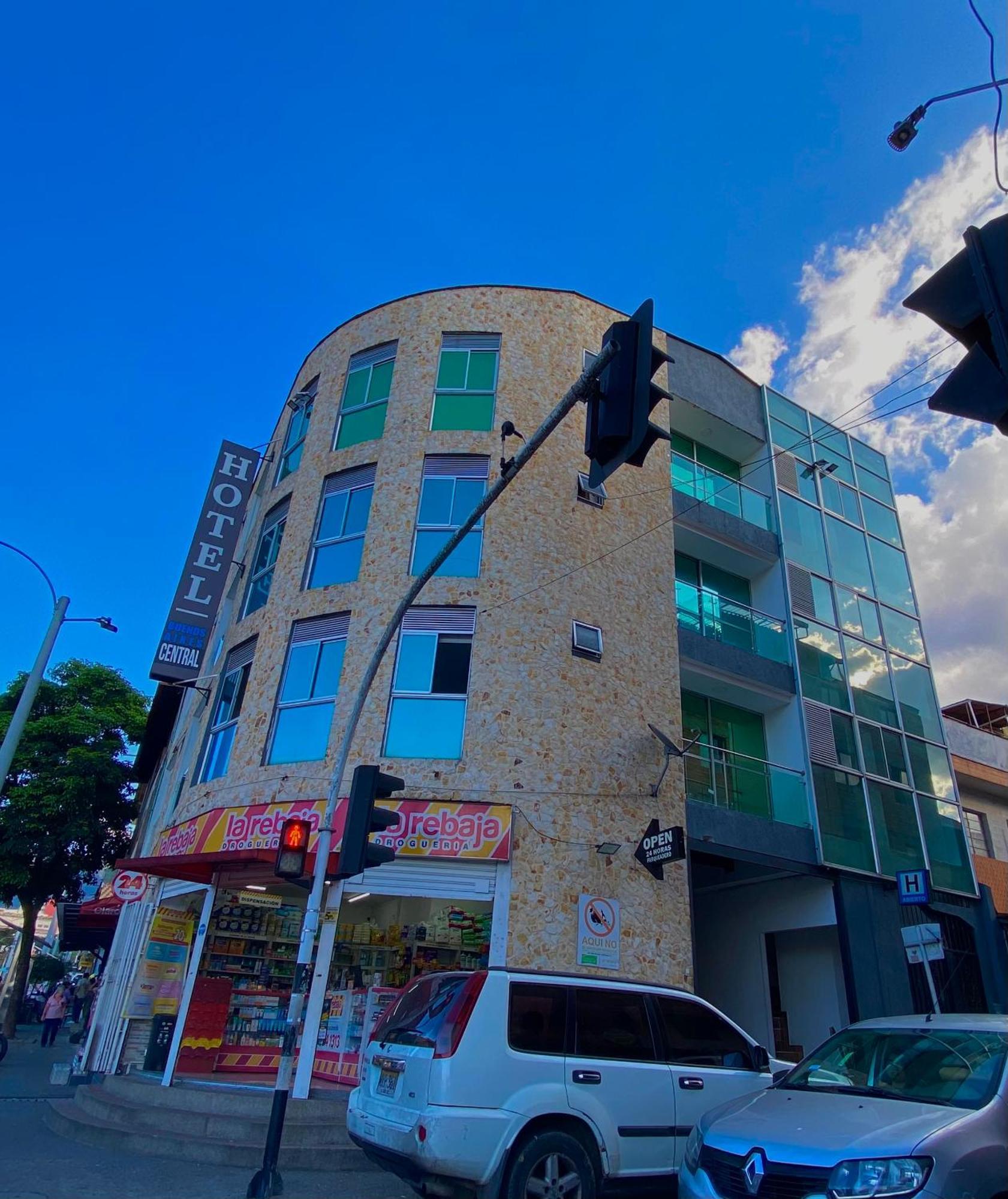 Hotel Buenos Aires Central เมเดยิน ภายนอก รูปภาพ