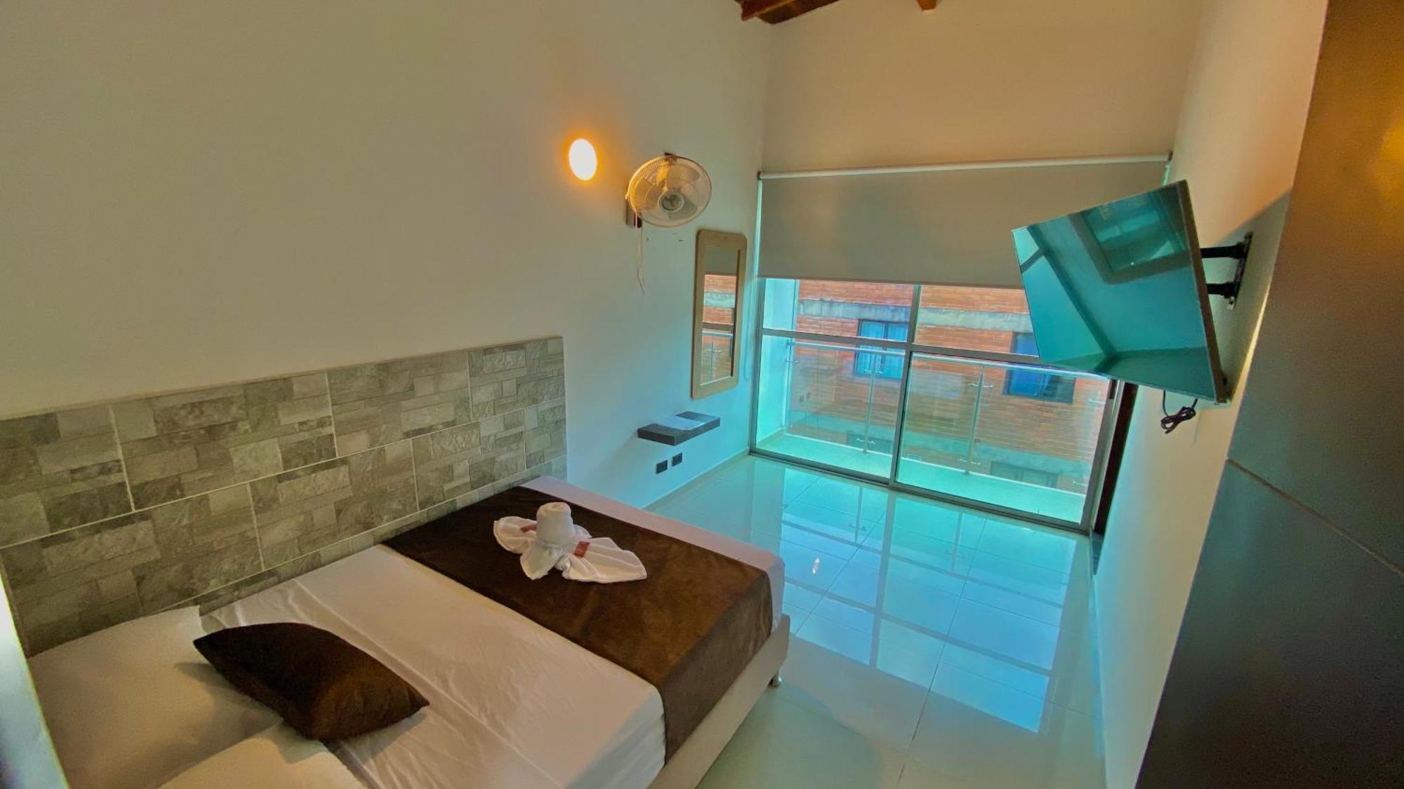 Hotel Buenos Aires Central เมเดยิน ภายนอก รูปภาพ